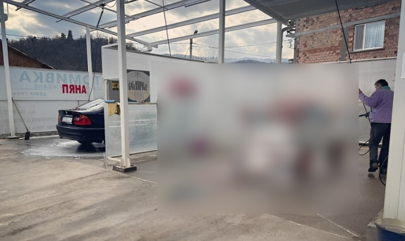 Fotka iz Bugarske je ogromni hit na Facebooku, morate vidjeti što je tip odlučio oprati u autopraoni