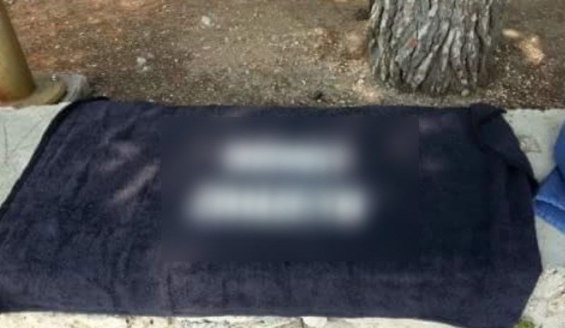 Tip je odlučio rezervirati mjesto na plaži bizarnim natpisom na ručniku, ovo morate vidjeti!