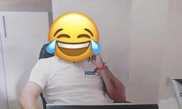 Tip u HDZ-ovoj majici je hit dana na Facebooku, morate vidjeti ured u kojem radi