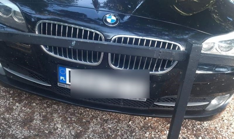 Poljaku na odmoru u Hrvatskoj nije bilo jasno zašto mu svi fotkaju auto. Pogledajte registraciju