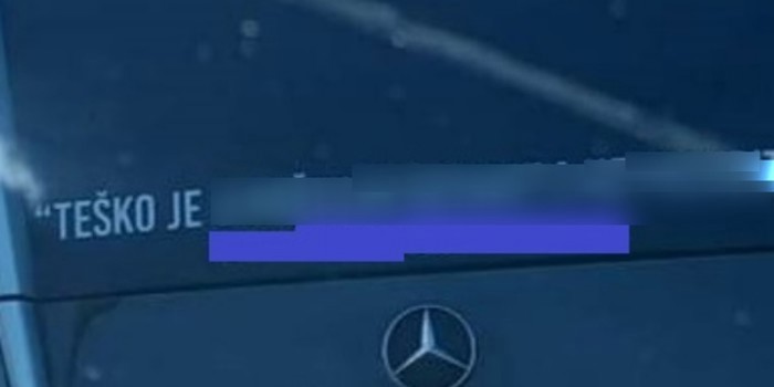 Tip iz Kaštela odlučio je napisati nešto na svom Mercedesu, svi se slažu da je 100% u pravu