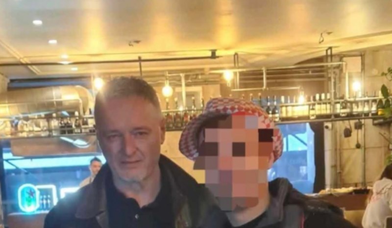 Tip se išao pohvaliti fotkom s Thompsonom, čitava Hrvatska umire od smijeha zbog jednog detalja