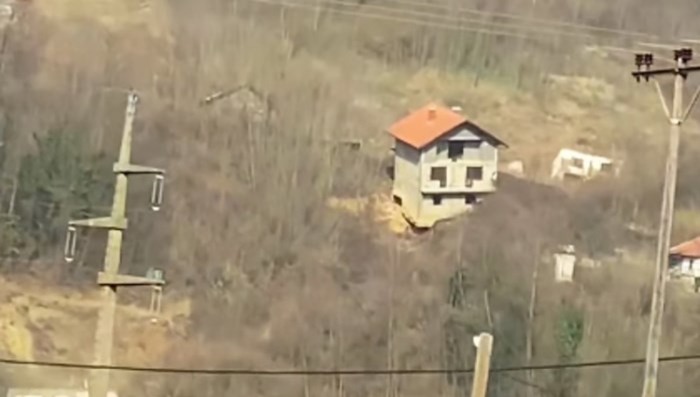 Snimka kuće iz BiH je veliki hit na internetu, ali svi pričaju o tipu koji je prvi komentirao