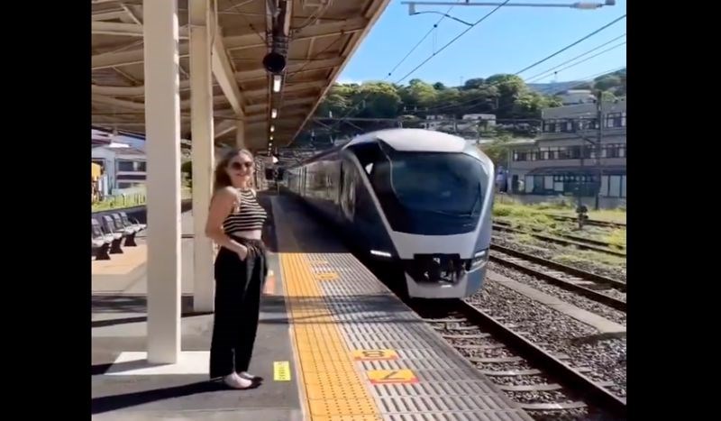 Djevojka je snimila kako izgleda putovanje vlakom u Japanu, ljudi ne vjeruju da je ovo istina