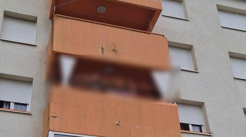 Ljudi pišu da je ovo najbolje okićeni balkon u Dalmaciji, morate vidjeti tu dekoraciju!