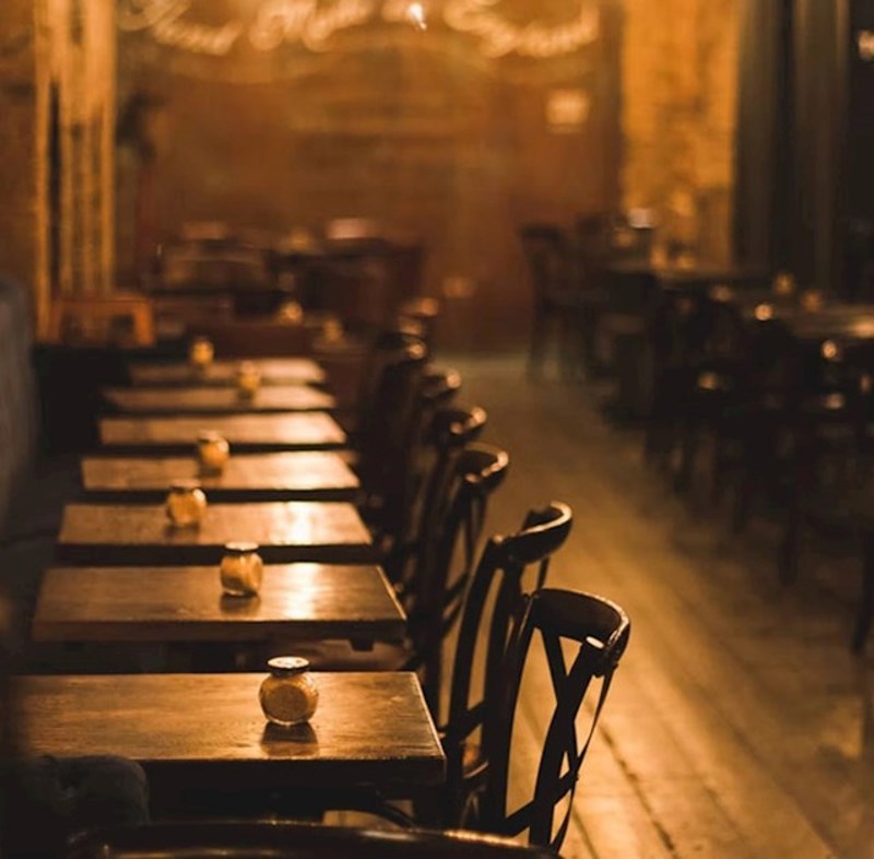 Sve je tako staro. Svaka kuća, kafić i javno mjesto ima povijest od nekoliko stotina godina minimalno