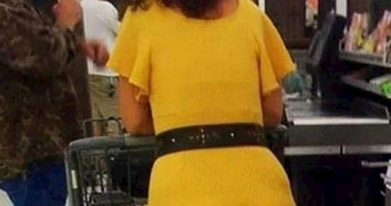 Žena je odabrala krive gaćice za haljinu, pogledajte zbog čega su joj se smijali