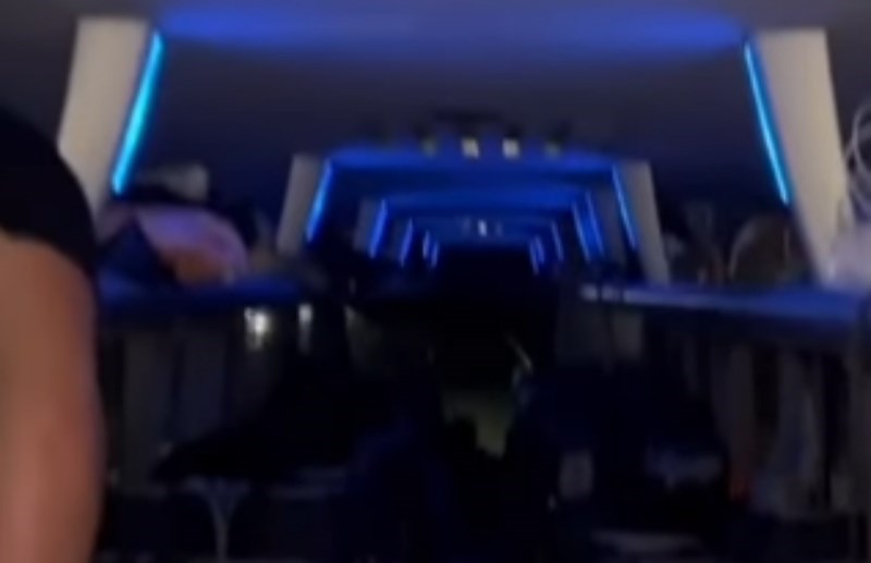 Scena maturanata iz Srbije na povratku s ekskurzije je teški hit, ljudi umiru od smijeha