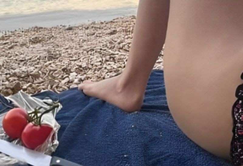 Fotka prikazuje kako prepoznati Hrvate na plaži, tisuće ljudi ovo lajkaju