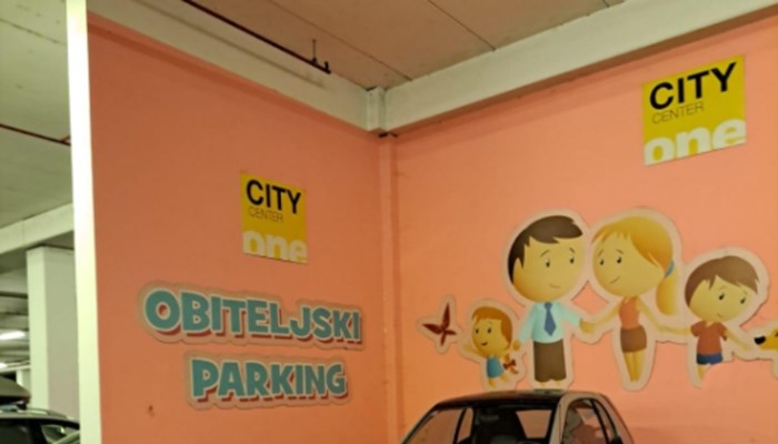 Netko je primijetio nevjerojatnu scenu na obiteljskom parkingu u jednom centru u Zagrebu