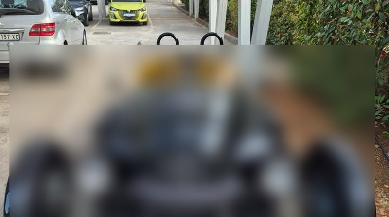 Danas su se svi u Dubrovniku okretali za ovim autom, ljudi ne vjeruju da je tip došao iz Poljske