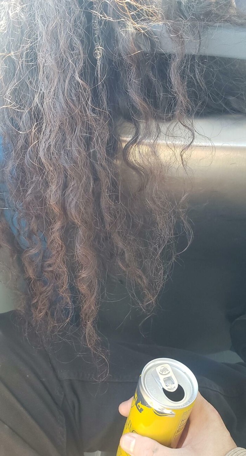 Ovako je sjedila čitavu vožnju