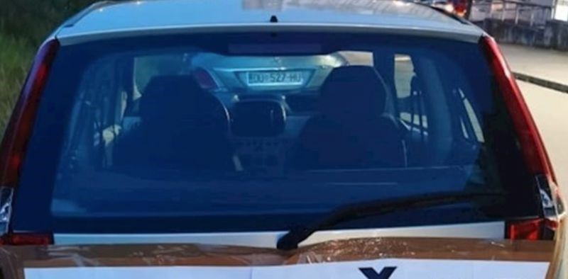 Tipu iz Dubrovnika netko je zalijepio ogromnu poruku na auto, ovo morate vidjeti!