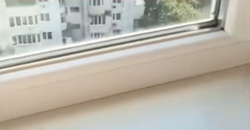 Tip je platio majstora da mu napravi nove prozore, morao je snimiti &#x161;to je vidio kad je do&#x161;ao ku&#x107;i