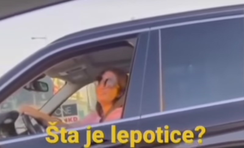 Zaustavio je djevojku na semaforu i pitao je da spusti prozor. Sljedeća scena je legendarna