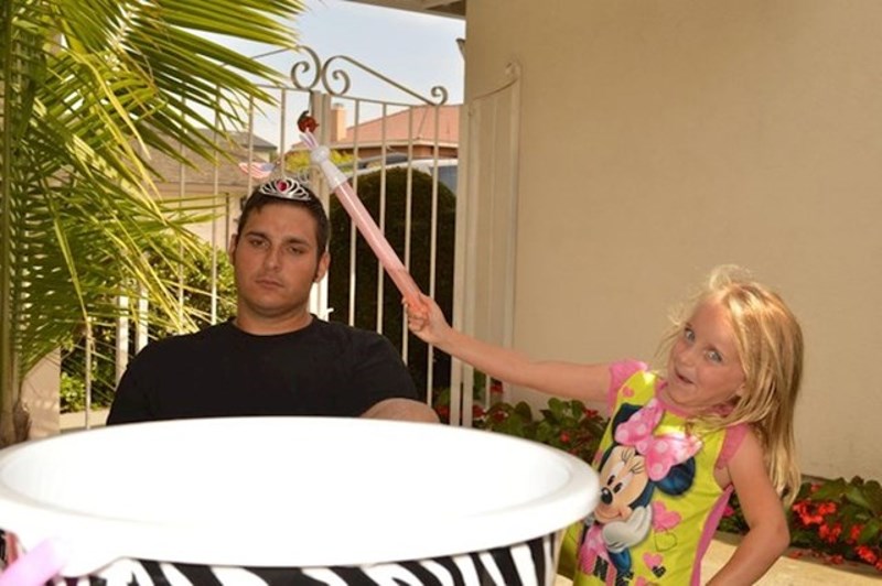 "Ova fotka sažima kako izgleda moj život ovih dana."