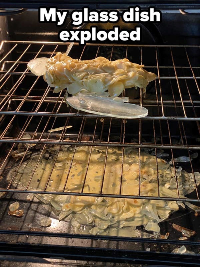 Tanjur je eksplodirao dok je grijao hranu