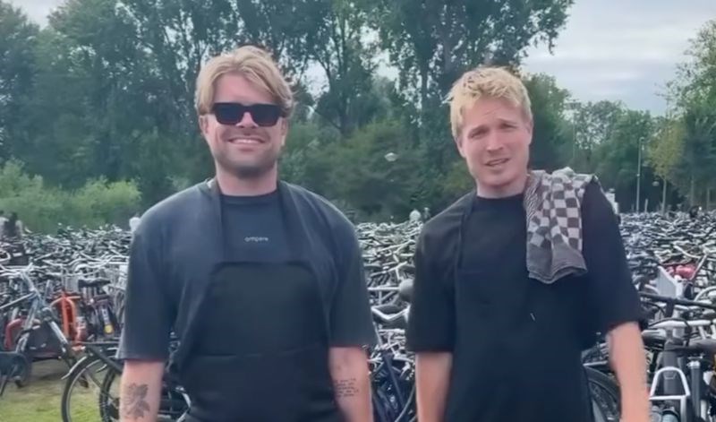 Ova dva tipa otkrila su trik kako ući besplatno i piti besplatno na bilo kojem festivalu