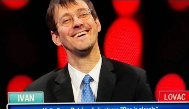 Lovac i publika su prasnuli u smijeh kad su vidjeli ovo pitanje u Potjeri, scena je hit!