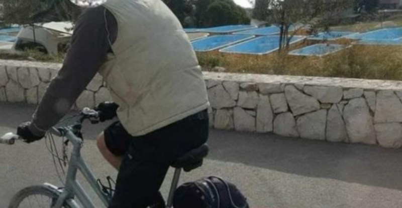 Fotka iz Splita osvaja internet: ljudi ne vjeruju što je čovjek uspio staviti na bicikl