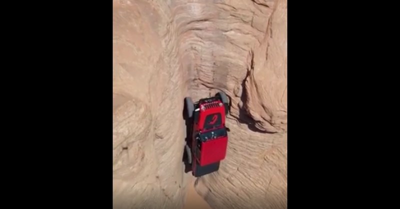 Apsolutno fascinantan video auta koji se penje uz stijenu, ovo morate vidjeti da bi vjerovali