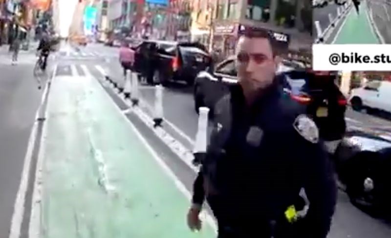 Kratka snimka iz SAD-a izazvala je pravi rat na internetu, pogledajte i odlučite na čijoj ste strani