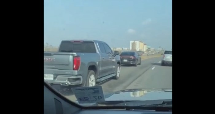 Viralan video iz SAD-a: Svi komentiraju potez vozača terenca