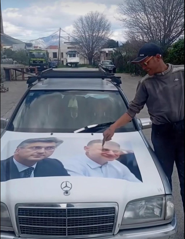 Njonjo kao novi Šeks