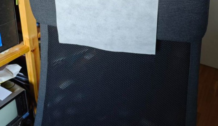 Tip je dodao neobičan detalj na svoju uredsku stolicu, Hrvati su oduševljeni!