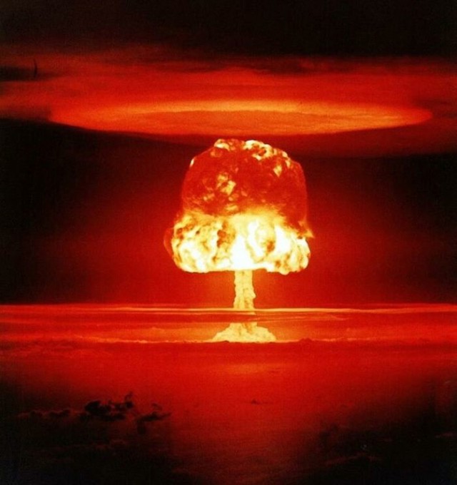 Nedaleko od mjesta testiranja atomske bombe 12 djevojčica je kampiralo