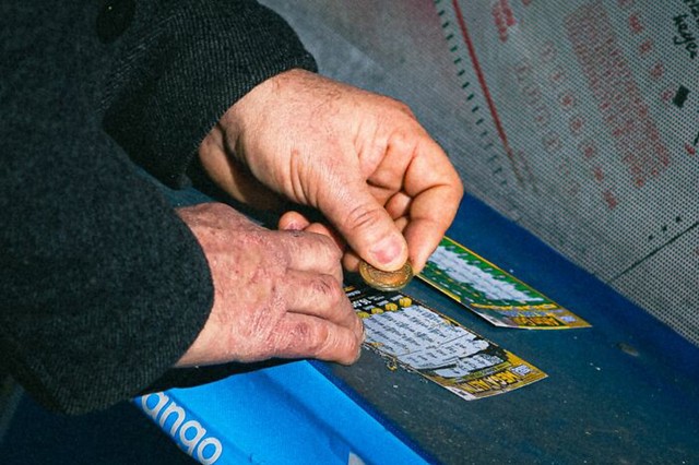 Dobitak na lutriji nakon teškog razvoda