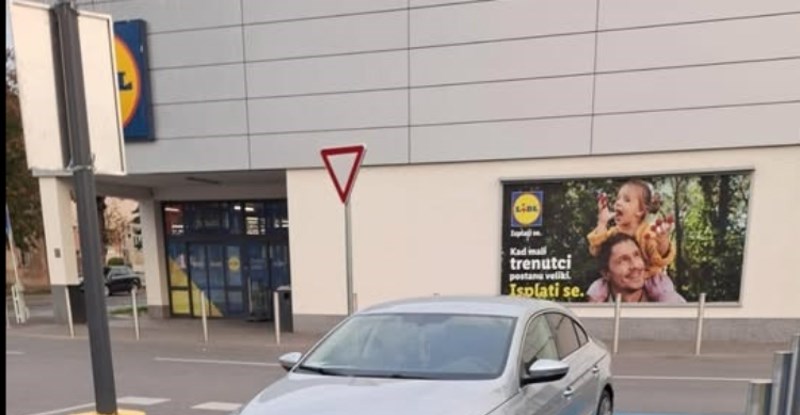 Tip iz Gospića odlučio je parkirati na najbahatiji mogući način, ovo morate vidjeti