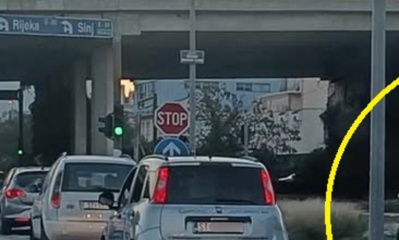 U Splitu je snimljena jedna od najluđih scena na cesti ikad, ljudi ne vjeruju da je vozač ovo izveo