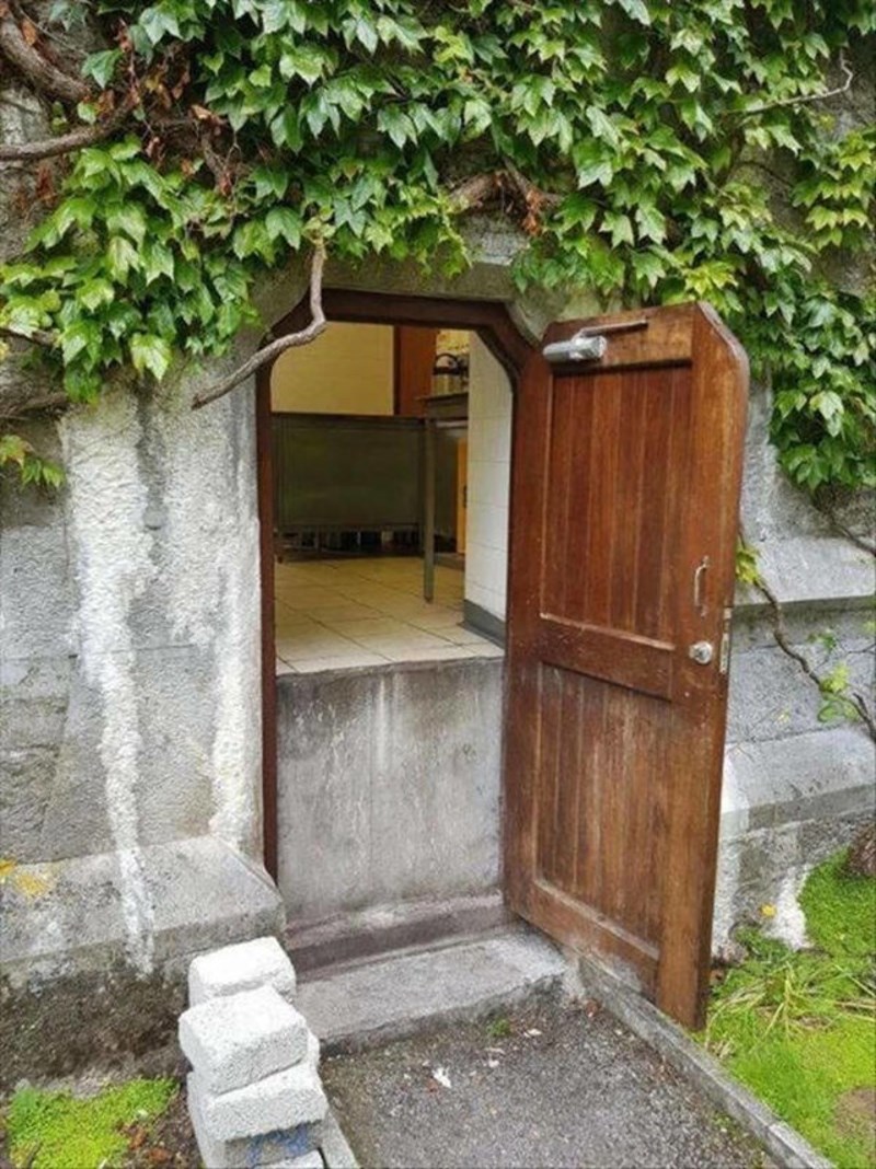 4. Ulaz s malim iznenađenjem.