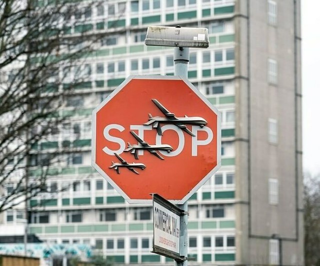 Stop znak s porukom