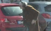Snimka bakice iz Njemačke veliki je hit, svi su ostali u čudu kad su vidjeli auto u koji je ušla