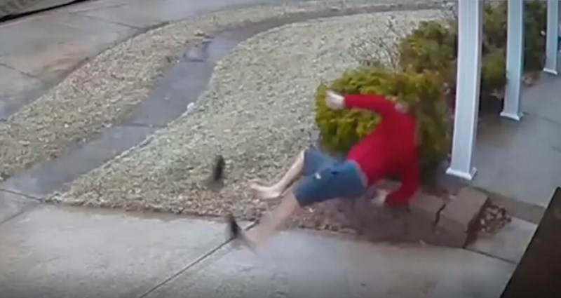 Kamera se snimile što ljudi rade kad misle da ih nitko ne vidi, scene su urnebesne