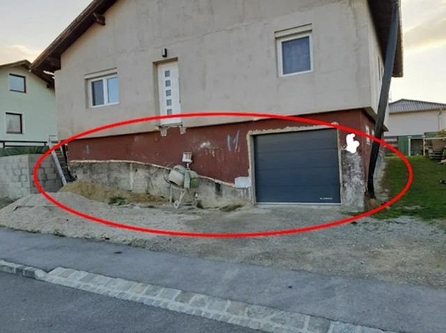 Prvi hint: Kuća je očigledno povišena, dakle nalazi se u državi gdje su česte poplave
