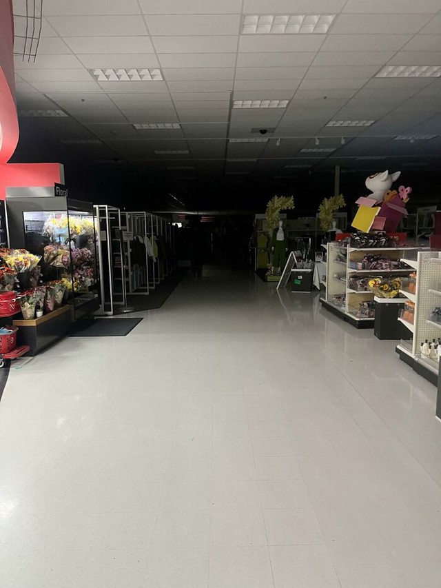 Noćna smjena u Targetu
