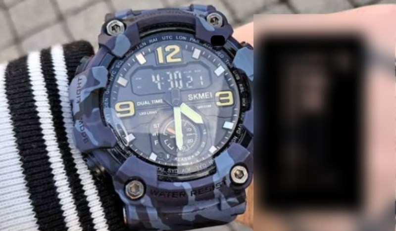 Tip je objavio oglas da prodaje ručni sat, ali svu pažnju je ukrala tetovaža na njegovoj ruci