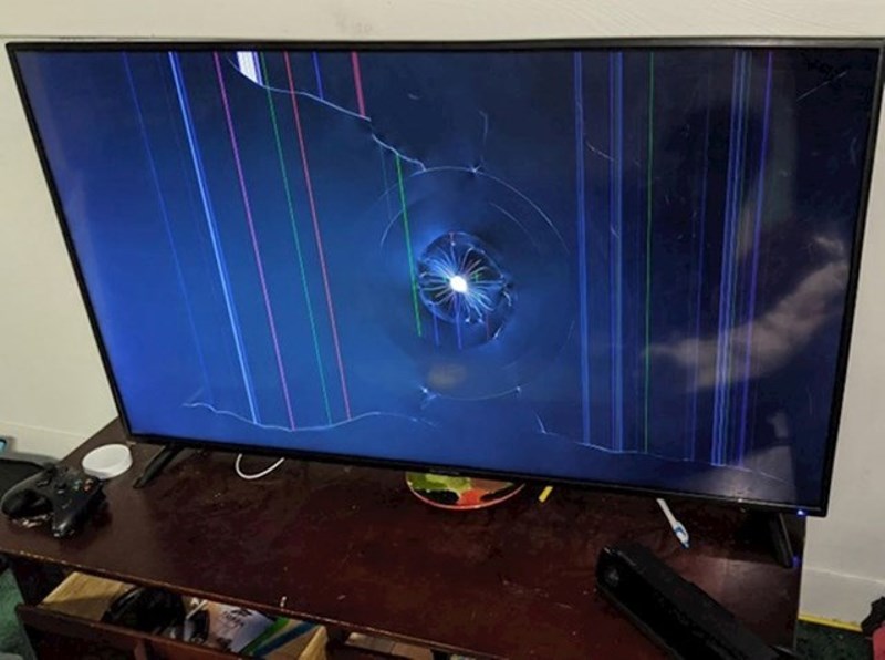 Ovo sam zatekao u sobi za igru, moj petogodišnjak je bio "vrijedan"