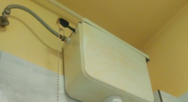 Fotka WC-a iz Mađarske obilazi svijet, morate vidjeti što je tip stavio u svoju kuću