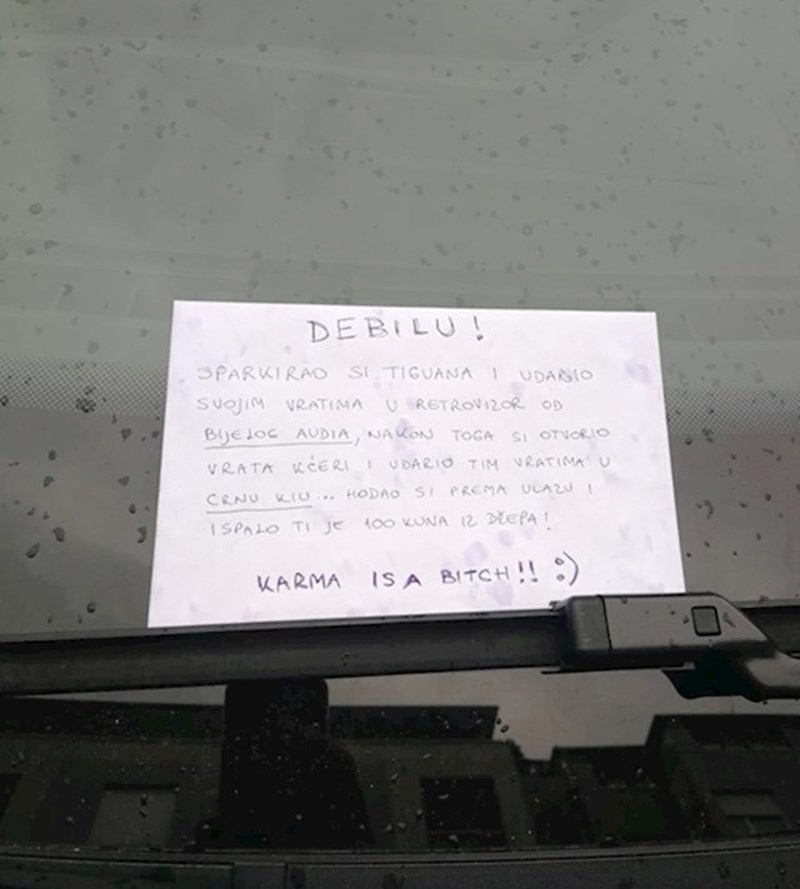 Evo što je pisalo u poruci: