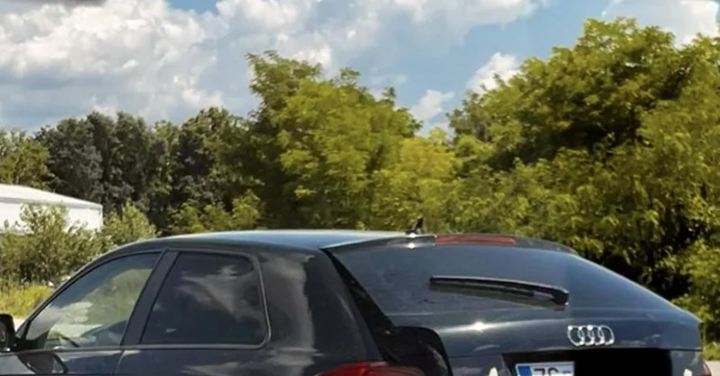 Nevjerojatna fotka iz Dalmacije, pogledajte kako je Zagrepčanin prevezao teret koji ne stane u gepek