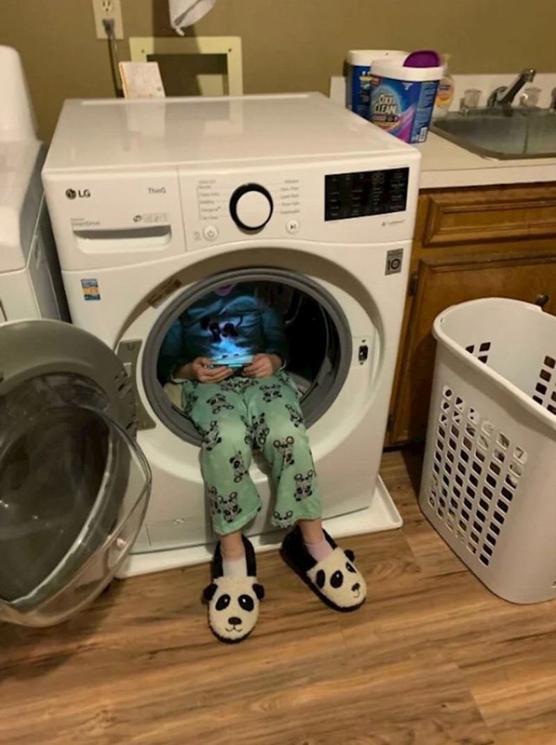 Dva sata je sjedio ovako