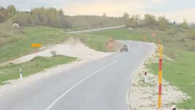 Vjerujte, nemoguće se ne nasmijati na ovu scenu iz BiH. Pogotovo kad vidite scenu iza zavoja
