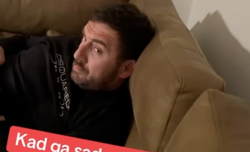 Nazvala je prijateljicu da je kupila puder od 120 eura, morate vidjeti reakciju muža!