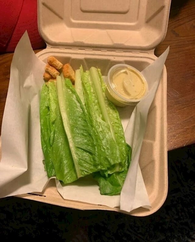 Cezar salata za 10 eura