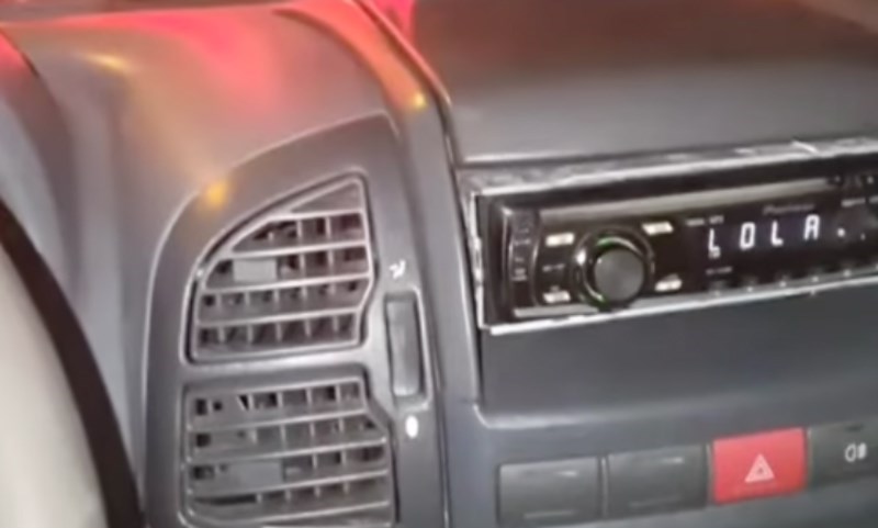 Beograđanin pokazao u kakvom autu se vozi gradom, ljudi su u šoku!