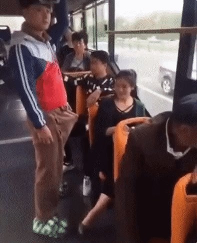 vidno razocarana...:)))...